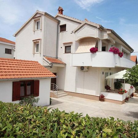 Small Apartment For A Great Holiday Zadar Exterior photo